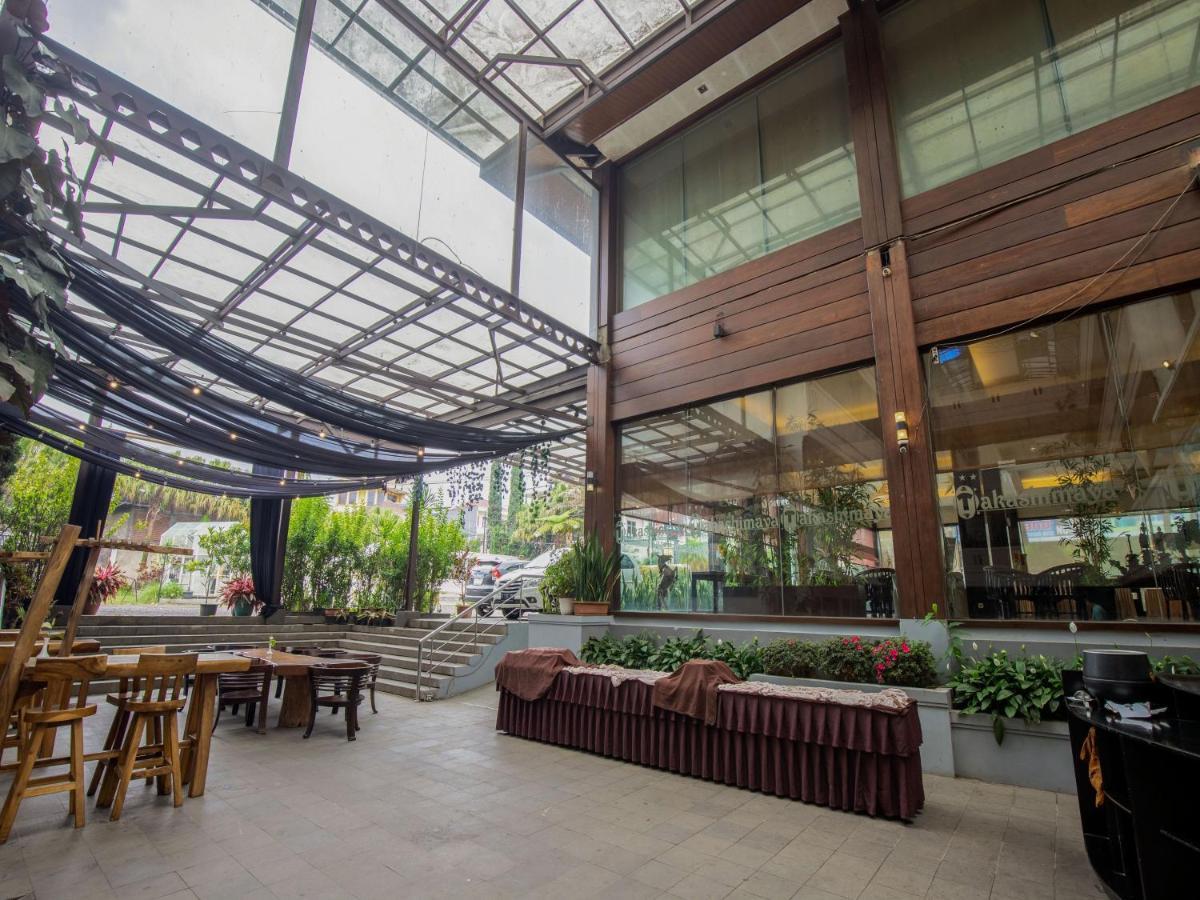 Takashimaya Hotel & Convention Lembang Exterior photo