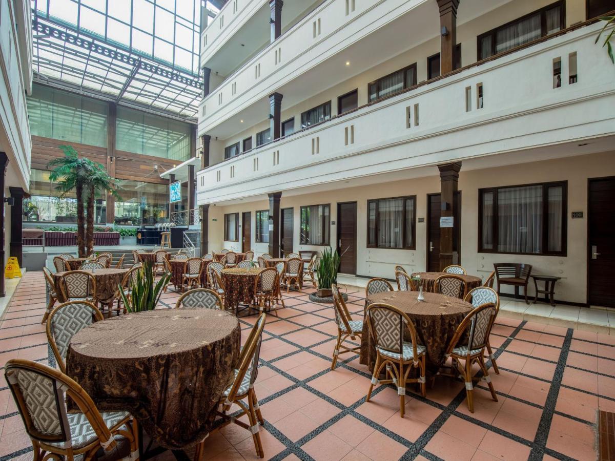 Takashimaya Hotel & Convention Lembang Exterior photo