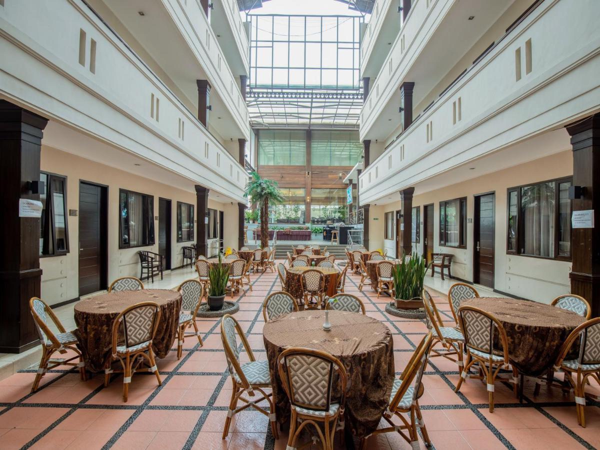 Takashimaya Hotel & Convention Lembang Exterior photo