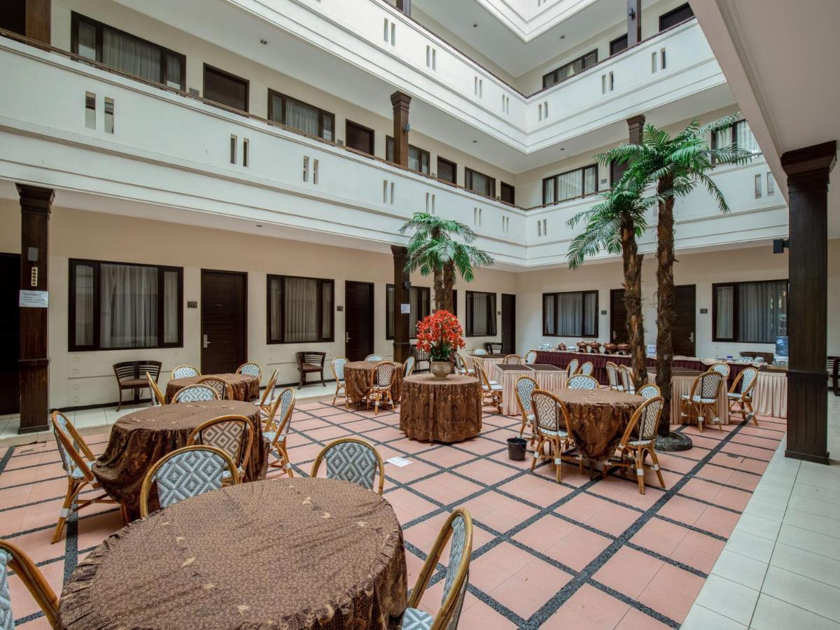 Takashimaya Hotel & Convention Lembang Exterior photo