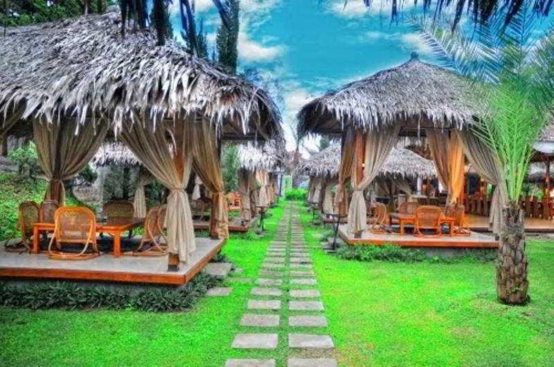 Takashimaya Hotel & Convention Lembang Exterior photo